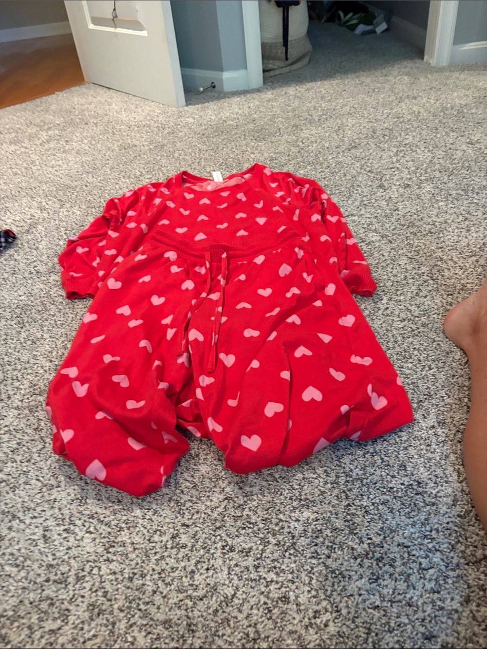 Women's Red Heart-Print Pajama Set
